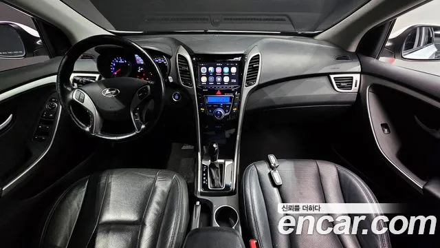 Hyundai i30 2015 — фото 7
