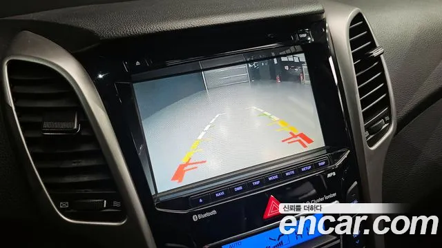 Hyundai i30 2015 — фото 15