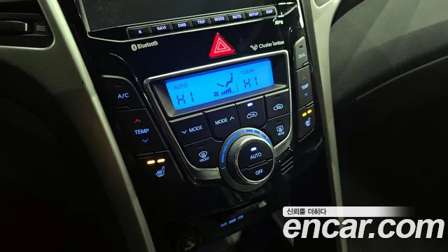 Hyundai i30 2015 — фото 16
