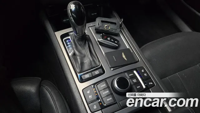 Hyundai Genesis 2016 — фото 9
