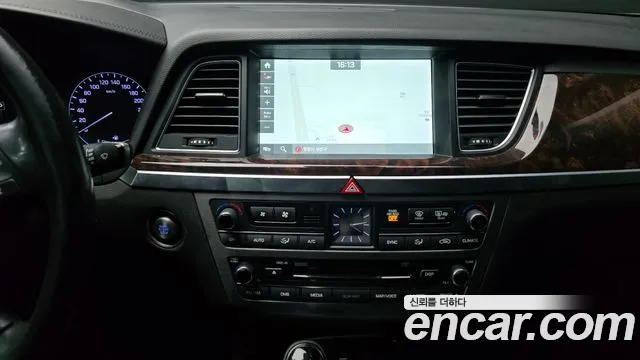 Hyundai Genesis 2016 — фото 14