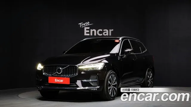 Volvo XC60 2024 — фото 1