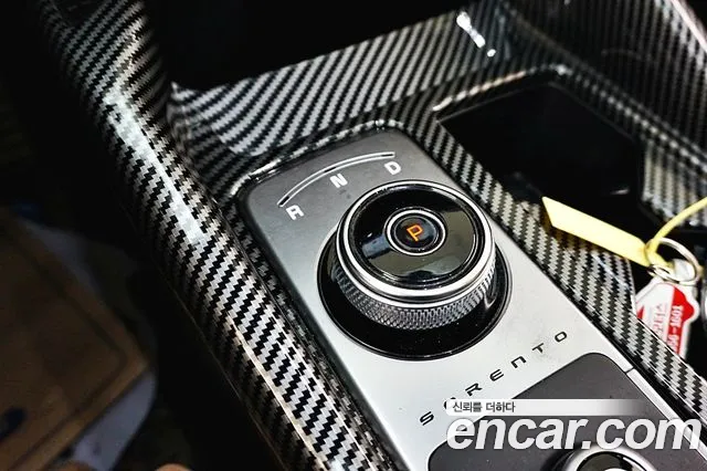 Kia Sorento 2023 — фото 13