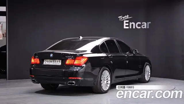 BMW 7-Series 2013 — фото 1