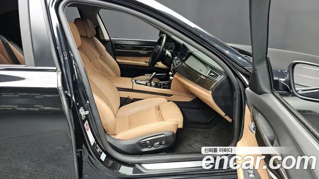 BMW 7-Series 2013 — фото 10