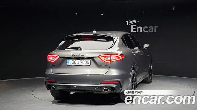 Maserati Levante 2019 — фото 4