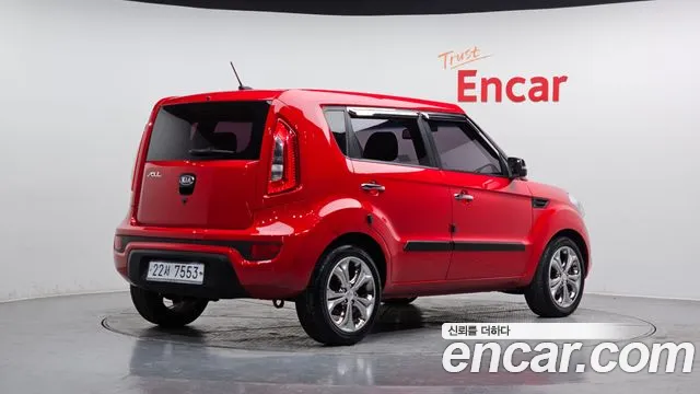 Kia Soul 2012 — фото 2
