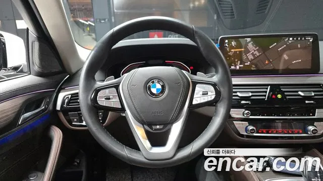 BMW 5-Series 2021 — фото 13