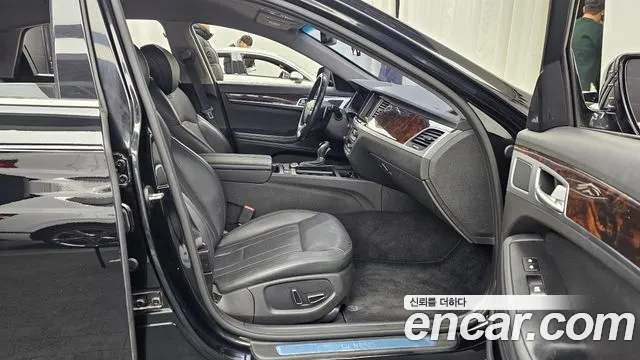 Hyundai Genesis 2016 — фото 11