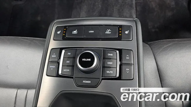 Hyundai Genesis 2016 — фото 19