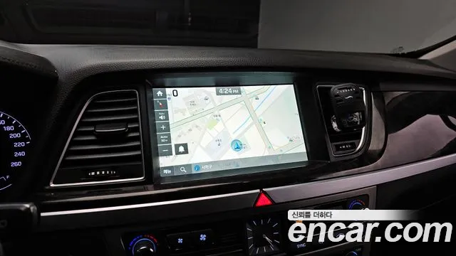 Hyundai Genesis 2016 — фото 14