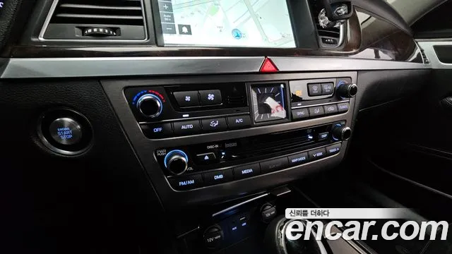Hyundai Genesis 2016 — фото 15