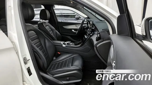 Mercedes-Benz GLC-Class 2018 — фото 11