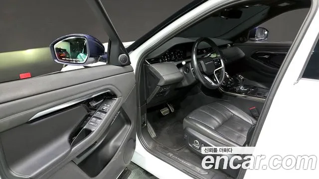 Land Rover Range Rover Evoque 2022 — фото 10