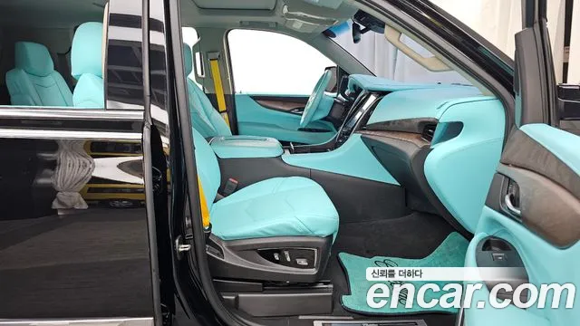 Cadillac Escalade 2015 — фото 11