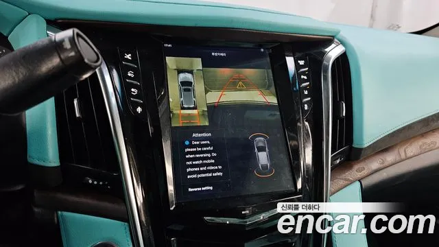 Cadillac Escalade 2015 — фото 15