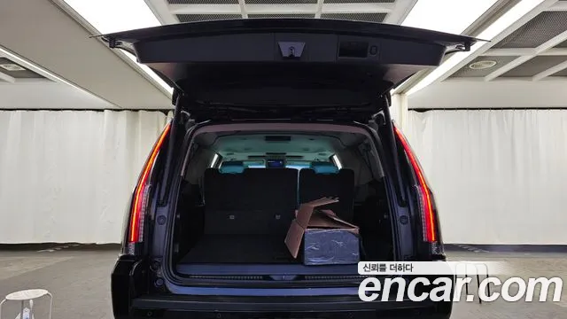 Cadillac Escalade 2015 — фото 20