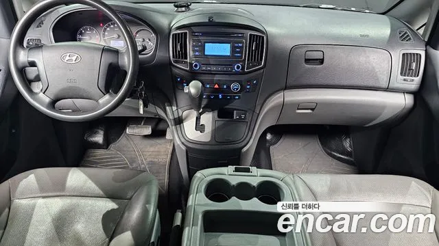 Hyundai Starex 2016 — фото 7
