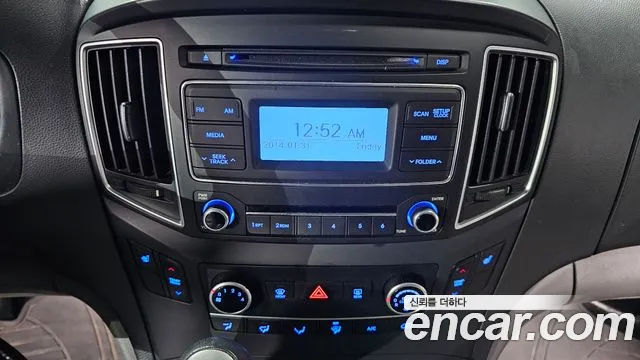 Hyundai Starex 2016 — фото 15