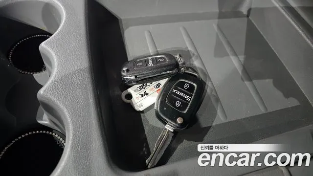 Hyundai Starex 2016 — фото 20