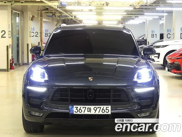 Porsche Macan 2018 — фото 4