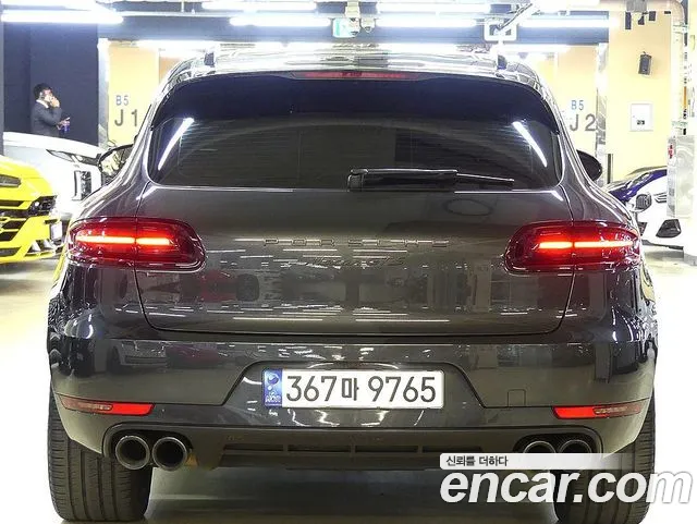 Porsche Macan 2018 — фото 5