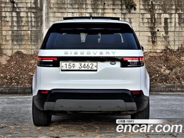 Land Rover Discovery 2018 — фото 4