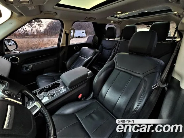Land Rover Discovery 2018 — фото 11