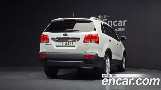 Kia Sorento 2012 — фото 4