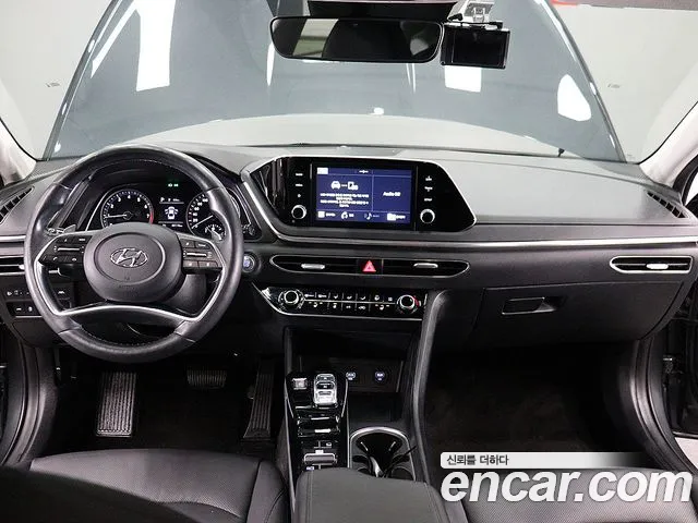 Hyundai Sonata 2020 — фото 15