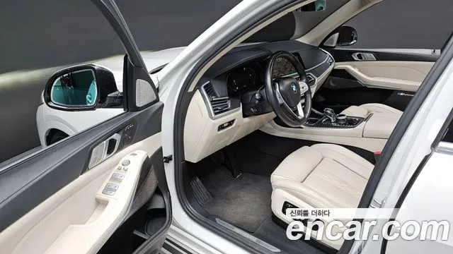 BMW X7 2022 — фото 12
