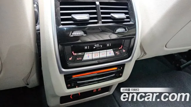 BMW X7 2022 — фото 19