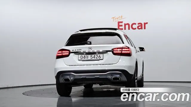 Mercedes-Benz GLA-Class 2018 — фото 4