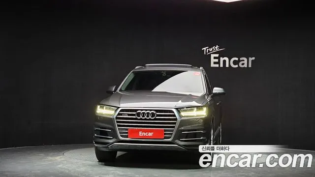 Audi Q7 2019 — фото 3