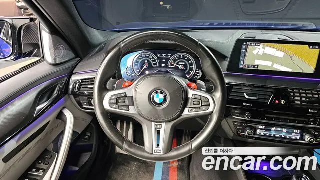 BMW M5 2018 — фото 13