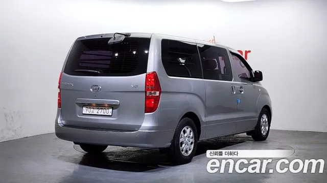 Hyundai Starex 2014 — фото 2