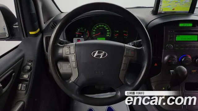 Hyundai Starex 2014 — фото 14