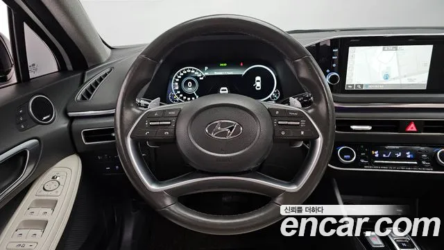 Hyundai Sonata 2020 — фото 13