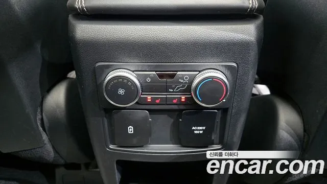 Ford Explorer 2020 — фото 19