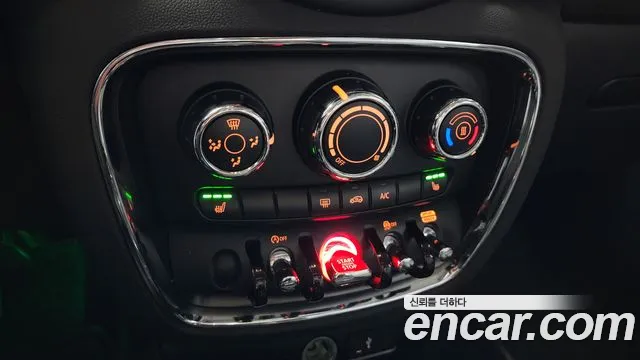 Mini Clubman 2021 — фото 16