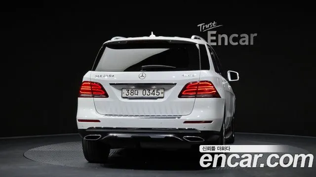 Mercedes-Benz GLE-Class 2016 — фото 4