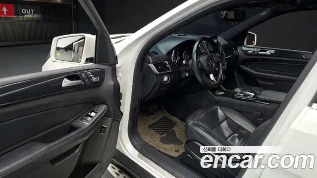 Mercedes-Benz GLE-Class 2016 — фото 10