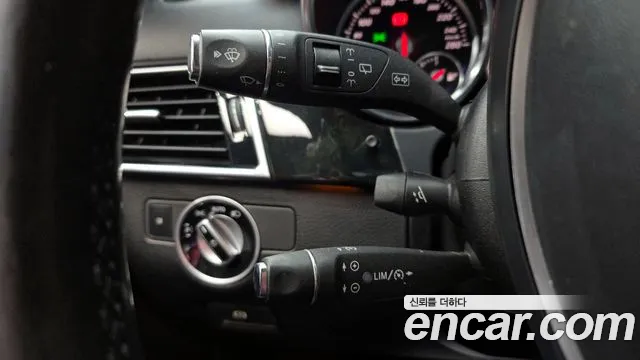 Mercedes-Benz GLE-Class 2016 — фото 17