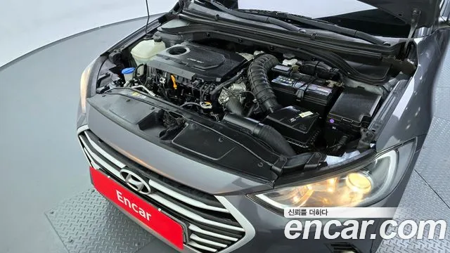 Hyundai AVANTE 2016 — фото 6