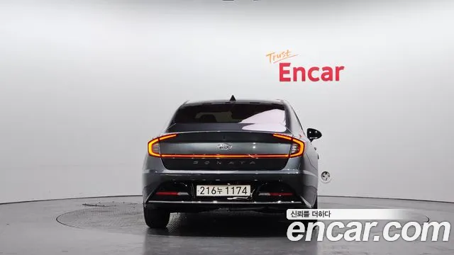 Hyundai Sonata 2022 — фото 4