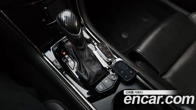 Cadillac ATS 2017 — фото 9