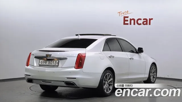 Cadillac CTS 2018 — фото 2