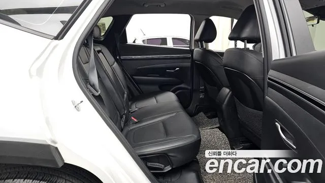 Hyundai Tucson 2023 — фото 12