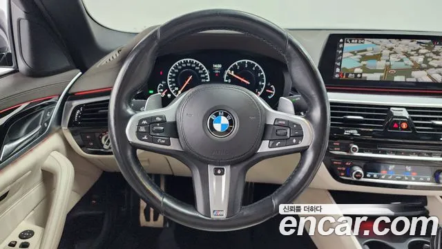 BMW 5-Series 2019 — фото 13