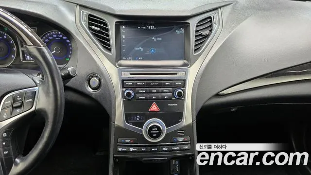 Hyundai Grandeur 2017 — фото 17